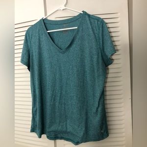 Danskin Women’s Turquise T-shirt, Size 2X